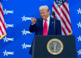 Trump omenja nov napad na Iran že danes: Bo prevladala vojaška sila ali dogovor?