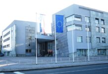 FURS vlaga 3,6 milijona evrov v izboljšanje komunikacije
