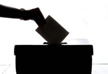 Referendumi že to nedeljo: za nekatere volivce se danes izteče pomemben rok