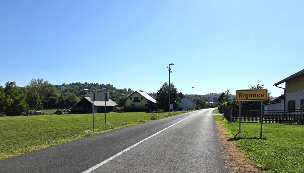 Za__etek_trase_za_plo__nik_v_Rigoncah_avgust_2025