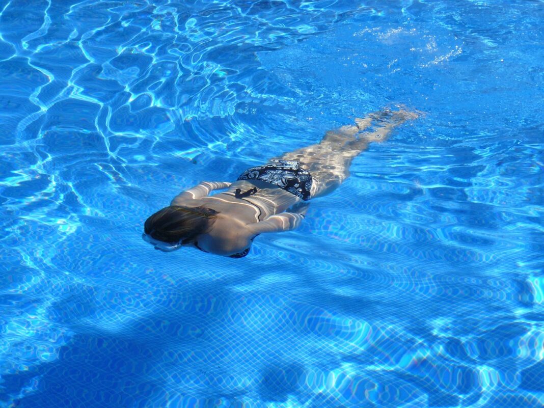 swimming-pool
