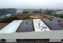 Napredek pri gradnji bazena Krško: Zaključena nosilna konstrukcija ostrešja