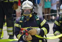 Eksplozija plinske jeklenke v Mirni Peči povzročila požar