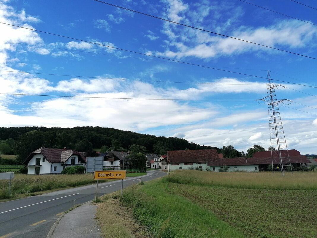 Dobruška_Vas