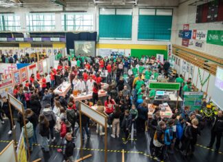 Novomeški dijaki navdušili na prireditvi Bistroumi 2026