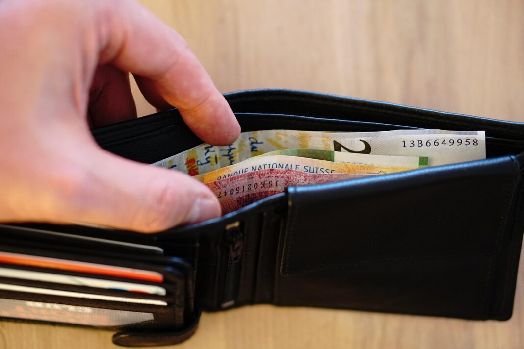 money-in-hand