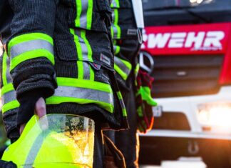 Gasilci v Sloveniji se borijo z nevihtami: Poplave in poškodbe